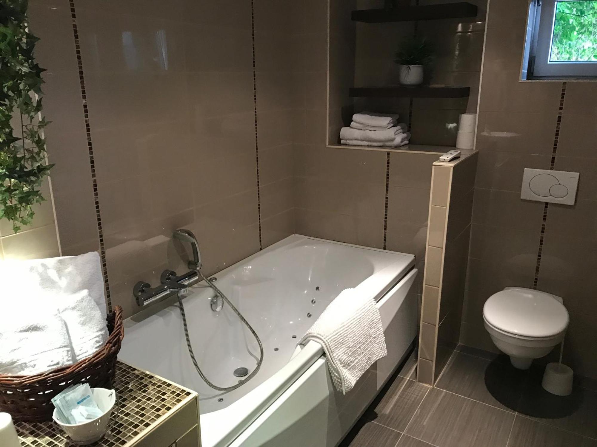 Le Cosy Hotel Bouillon Eksteriør bilde